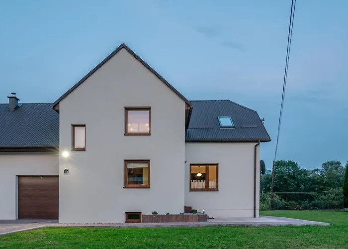 Villa - Alexander Cisiec